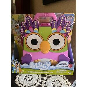 NEW 2023 Bluey Chattermax Figure Carrying Case